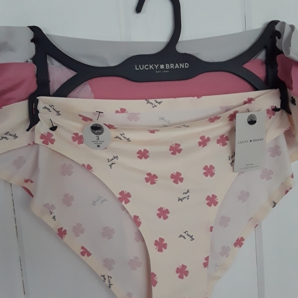 Lucky Brand Soft Bikini Size XL, 3 pack